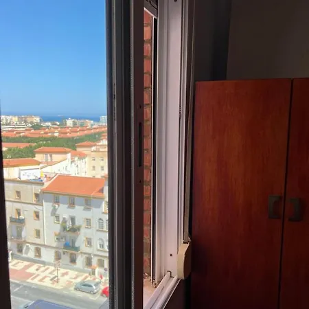 Apartment 3 Bedrooms With The Sea View *